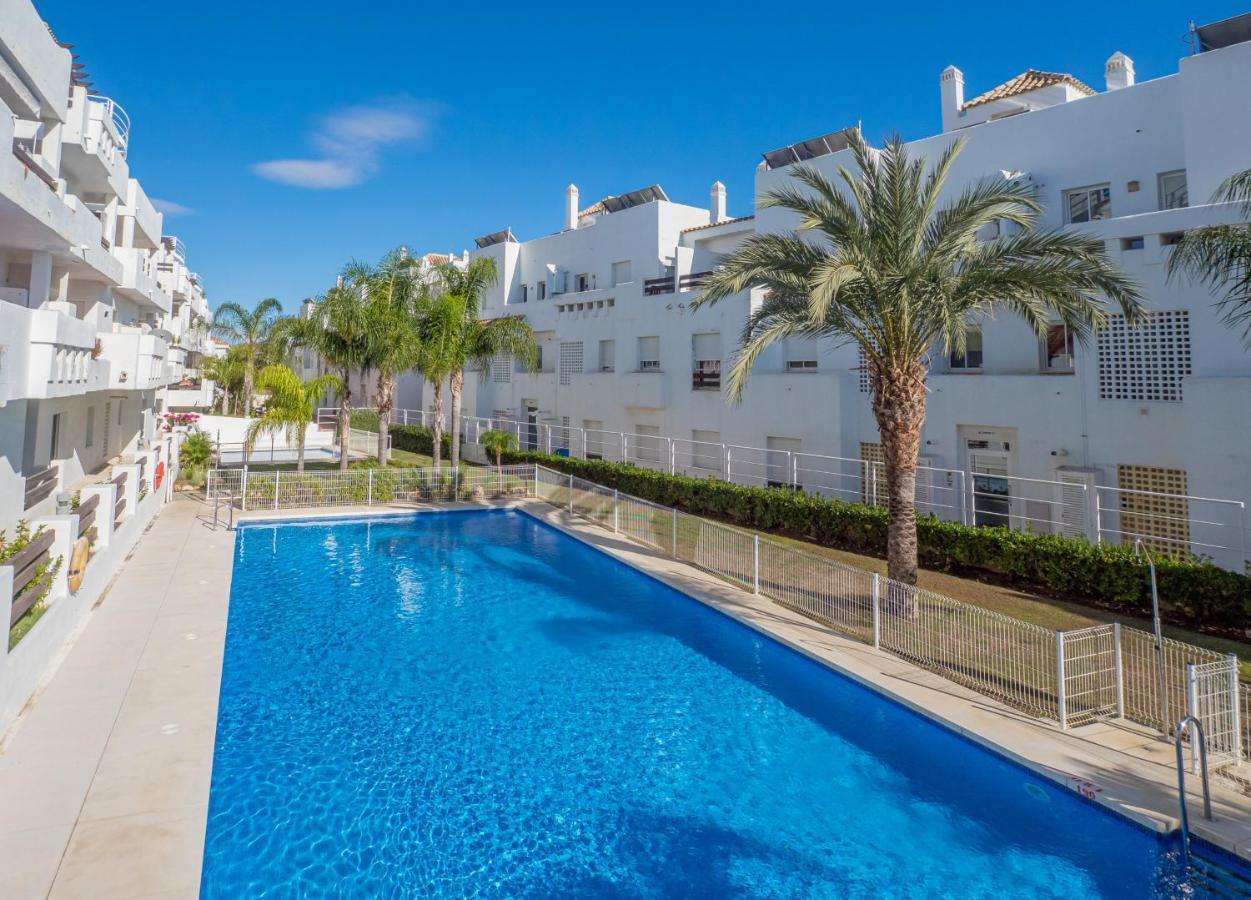 2051-New 3 Bedrooms On Golf Estepona Exterior foto